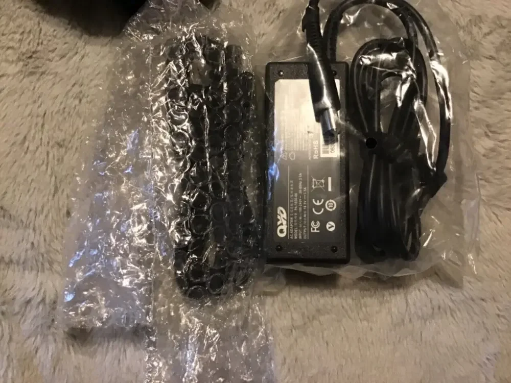 HP 710412-001 19.5V 65W Laptop AC Adapter with Power Cable‎